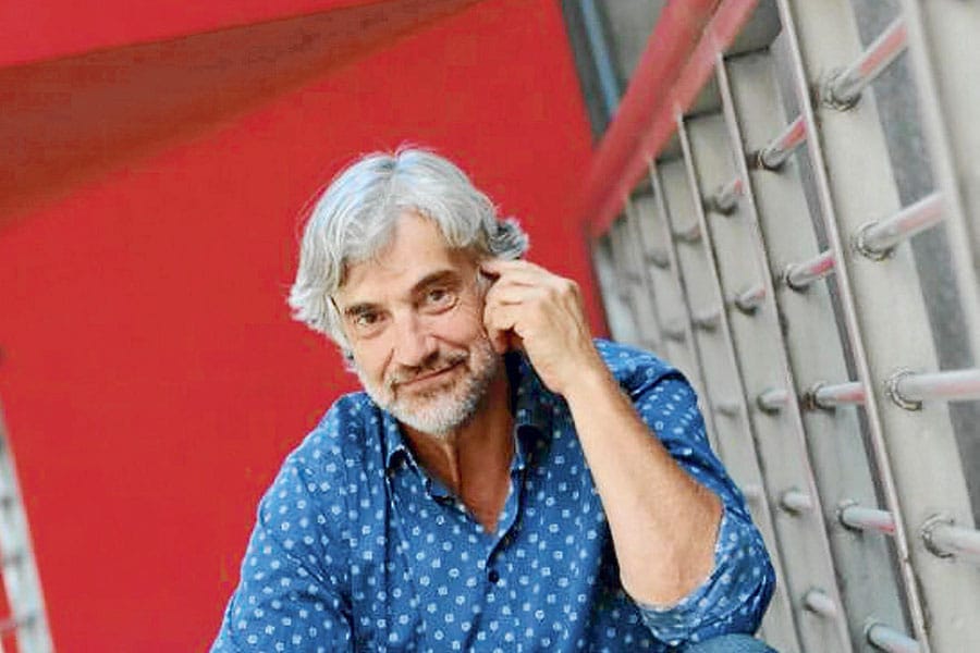 Tras 30 años en TVN Francisco Reyes deja el canal
