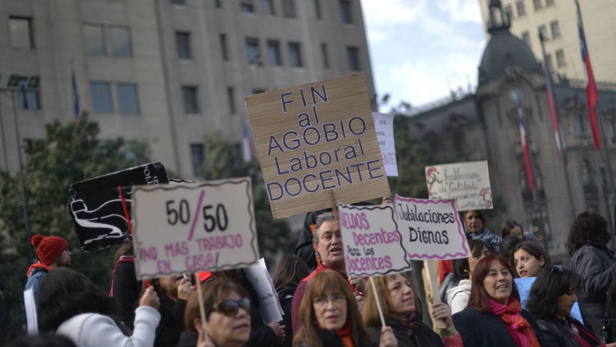 Profesores inician este lunes paro nacional indefinido