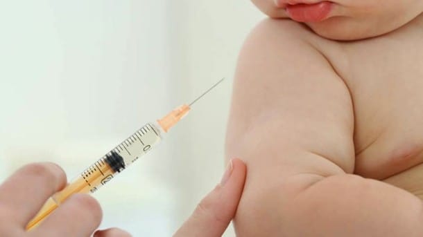Proyecto busca sancionar a padres que no vacunen a sus hijos