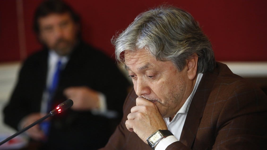 Navarro presentará querella criminal contra Piñera y Mañalich por muertes Covid-19 en el Biobío