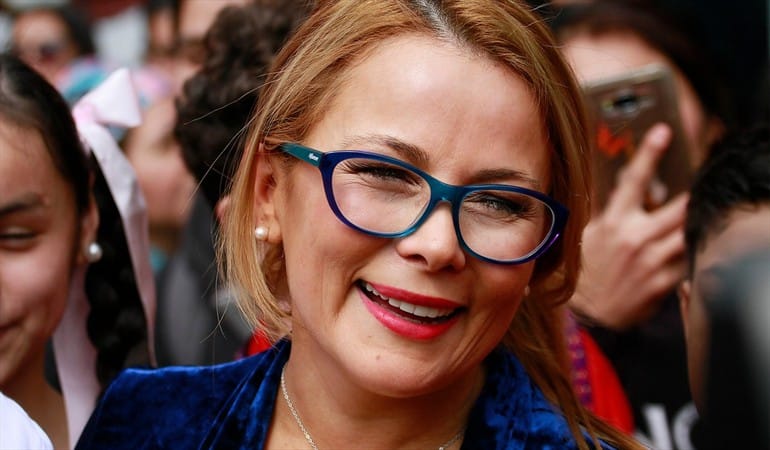 Tomás Vodanovic dobla en votos a Cathy Barriga, acercándose a la alcaldía de Maipú
