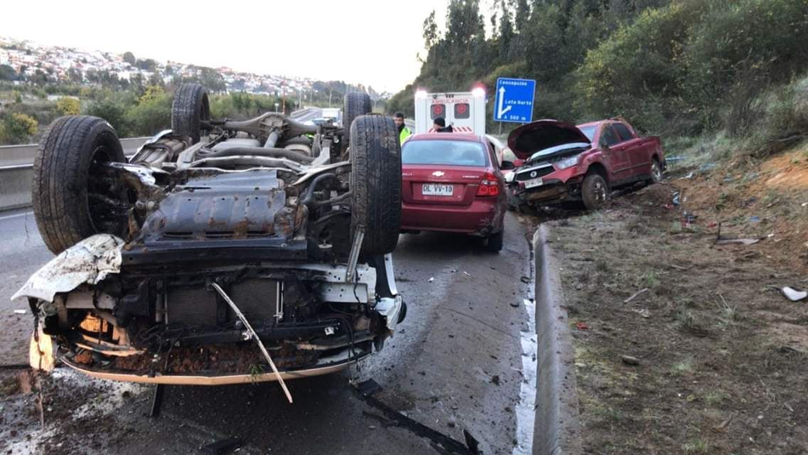 Alumno de Carabineros se mantiene en riesgo vital tras volcamiento en Lota