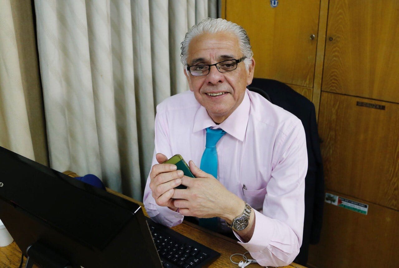 A los 57 años falleció emblemático periodista de TVN