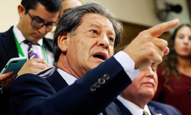 Diputado Pablo Lorenzini reclamó por ser citado a trabajar a las 10 de la mañana