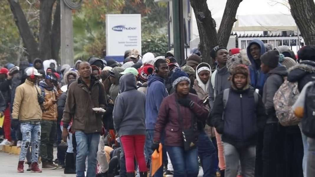 Comisión de DD.HH. del Senado aprueba en general proyecto de ley de migraciones