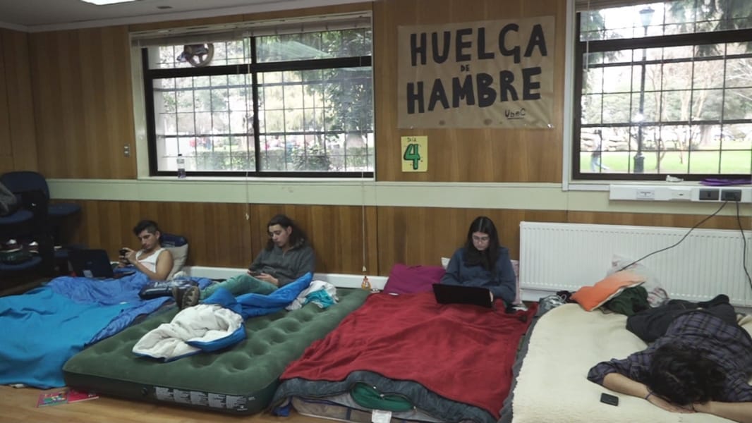 Dos estudiantes ponen fin a la huelga de hambre en la Universidad de Concepción