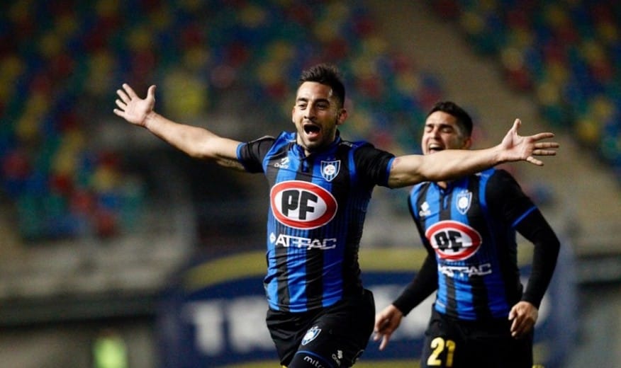 Con uno menos Huachipato ganó de visita a Audax