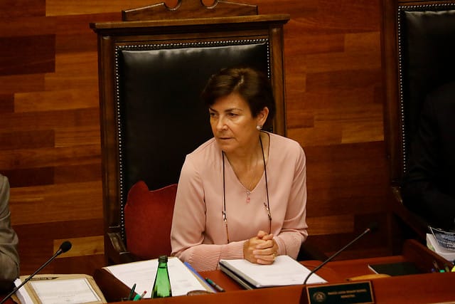 Buscarán inhabilitar a ministra Brahm del TC por su vínculo con Sebastián Piñera