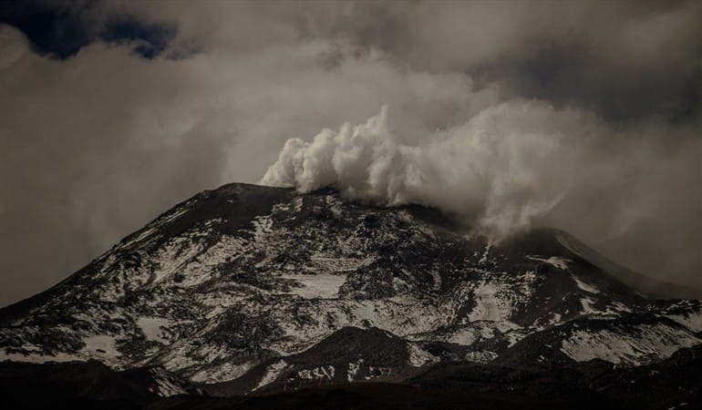 Complejo Volcánico Nevados de Chillán registró nuevo evento explosivo