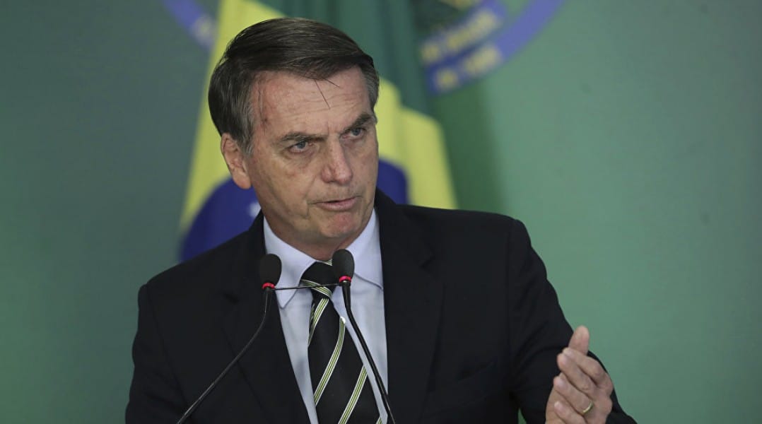 Bolsonaro insinúa que personas ligadas a ONGs son culpables de incendios en el Amazonas