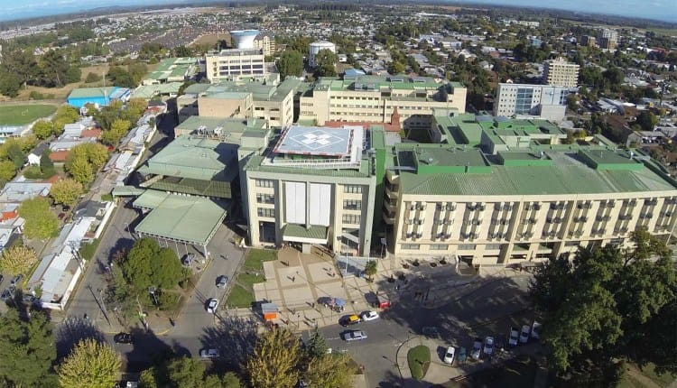Hospital de Los Ángeles comenzó toma de exámenes para detectar Covid-19
