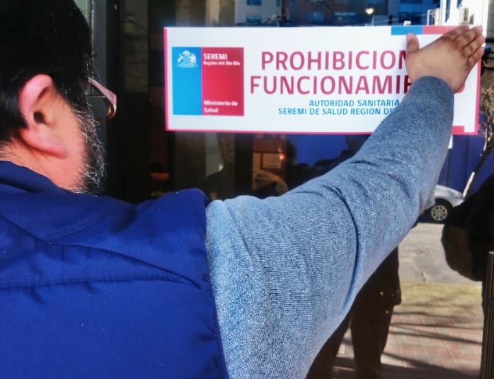 Seremi de salud prohibió funcionamiento de edificio en el que hay consultas médicas en Concepción