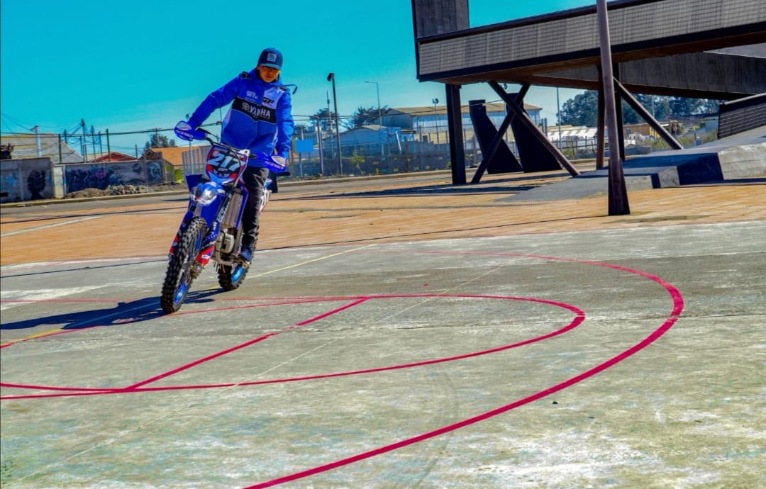 Más de 120 pilotos de motocross se darán cita este fin de semana en Lomas Coloradas