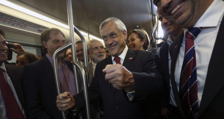 Piñera en inauguración de Chile sobre Rieles: “Arriba de un tren he concebido más de un hijo”