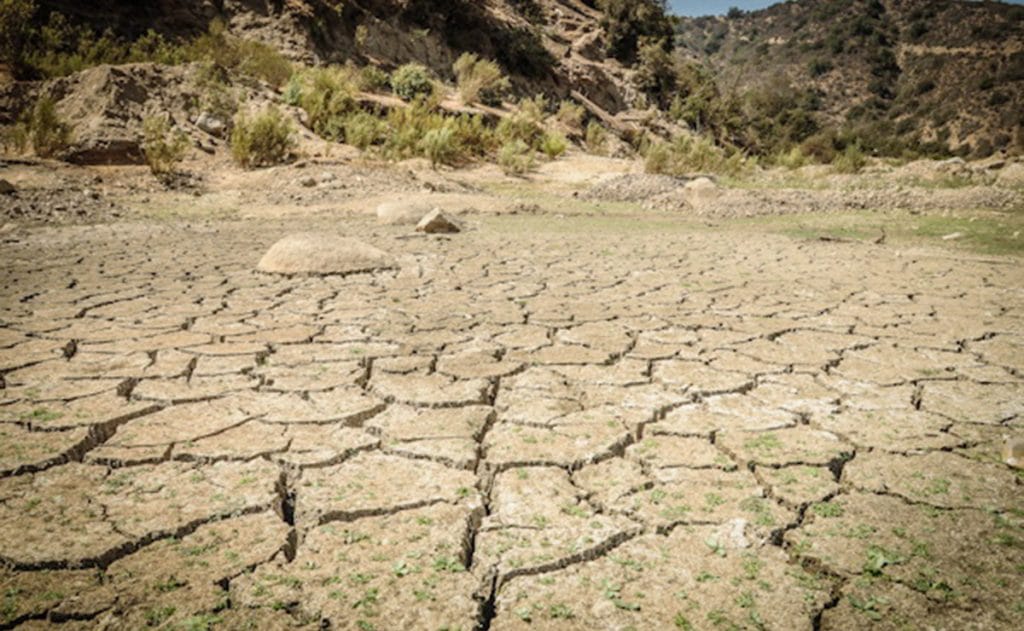 Fenómeno de La Niña comenzaría a ceder terreno recién en diciembre de 2022