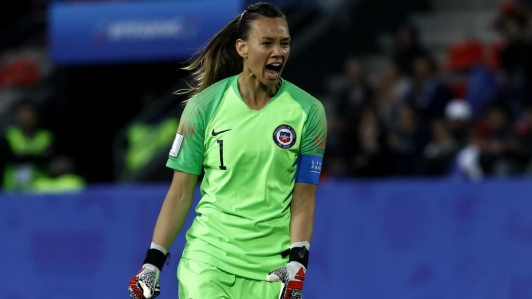 Hoy Christiane Endler podría coronarse como la mejor portera del mundo