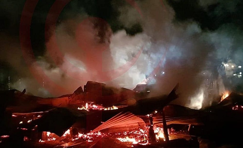 Investigan incendio que consumió una cabaña en Cañete