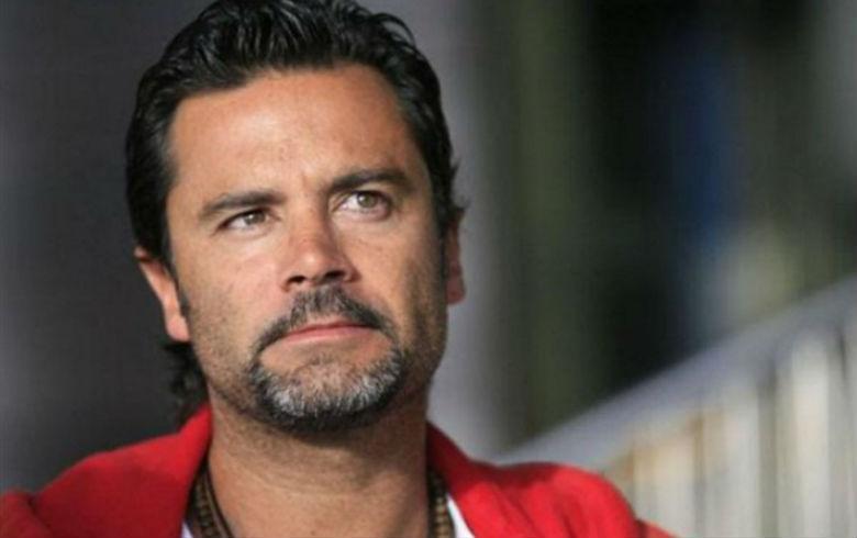 Destapan desconocido romance de Felipe Camiroaga con cantante