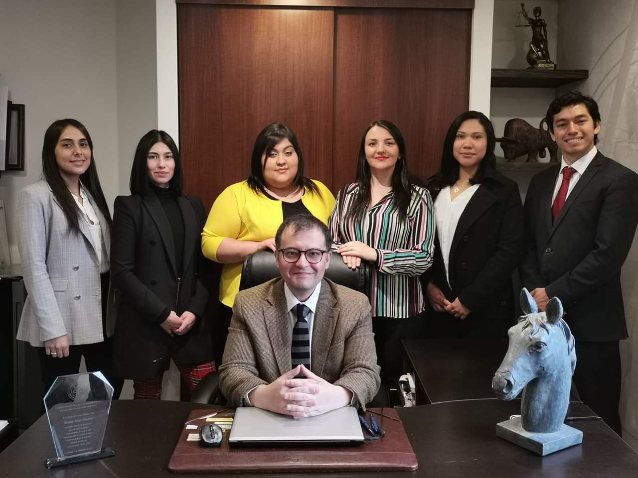Abogado de Concepción en guerra contra las isapres busca frenar en la Justicia el alza por prima GES