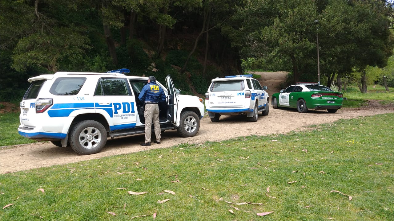 Encuentran a joven fallecido en plena vía pública en Concepción