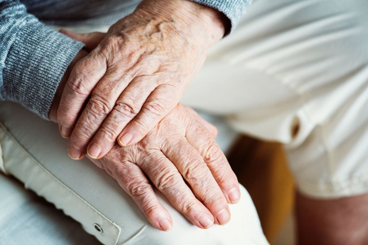 Salud confirmó brote de Covid-19 al interior de hogar de ancianos en Biobío