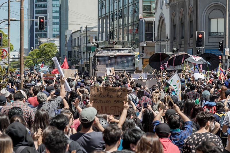 Experta en Derechos Humanos penquista: “Sabemos lo que viene después, desapariciones y asesinatos”