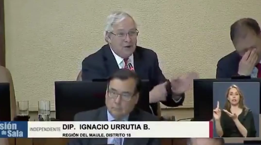 “Virgen María”: La polémica comparación que hizo diputado Urrutia con Greta Thunberg