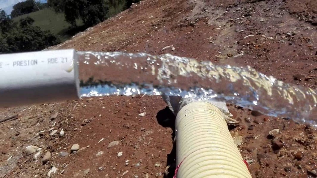 Niña muere al caer a un pozo de agua potable rural