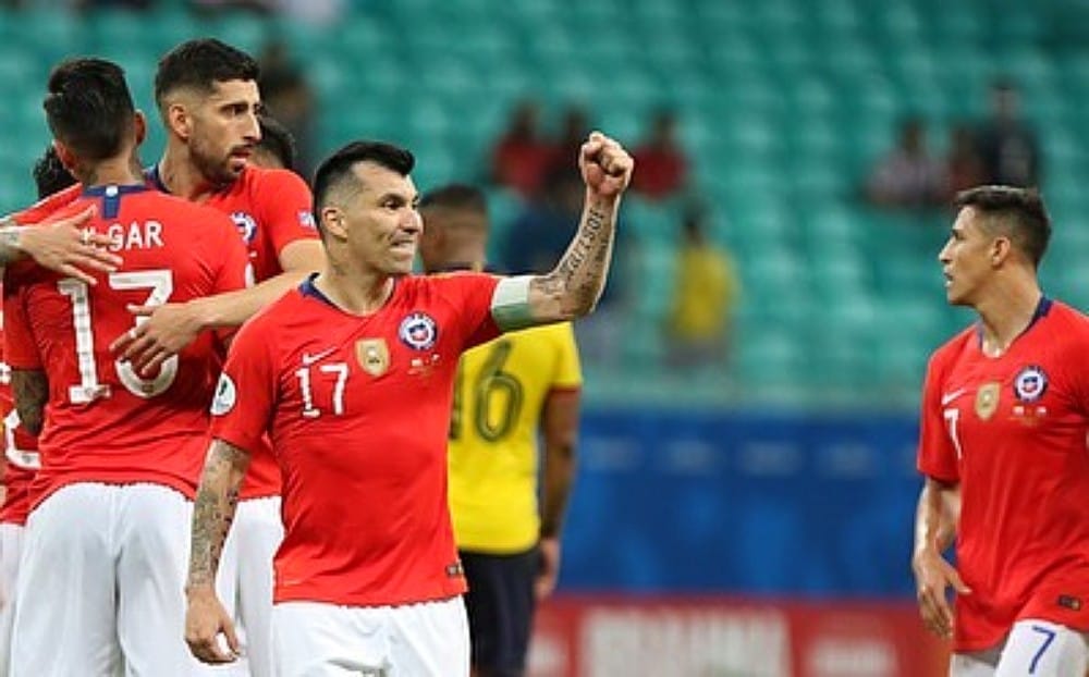 Gary Medel llama a sumarse a la mega marcha pacífica de este viernes