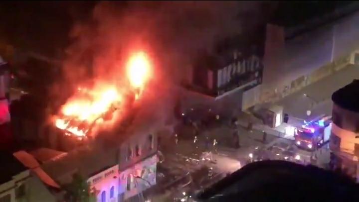Histórica casona del centro de Concepción terminó quemada por incendio