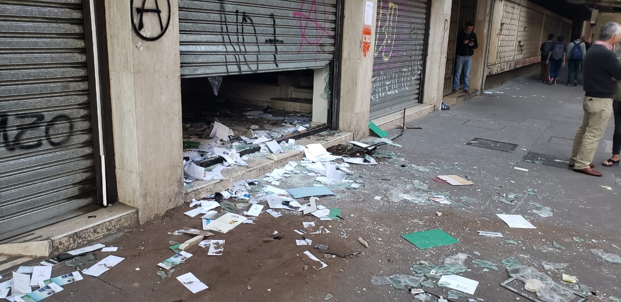 Detienen a 12 personas por saqueo a la tienda Caffarena de Concepción