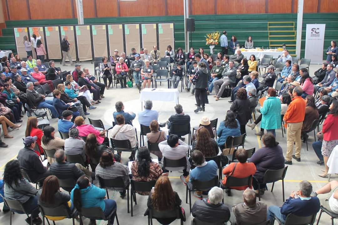 Más de 400 personas participaron de conversatorio ciudadano en Laja