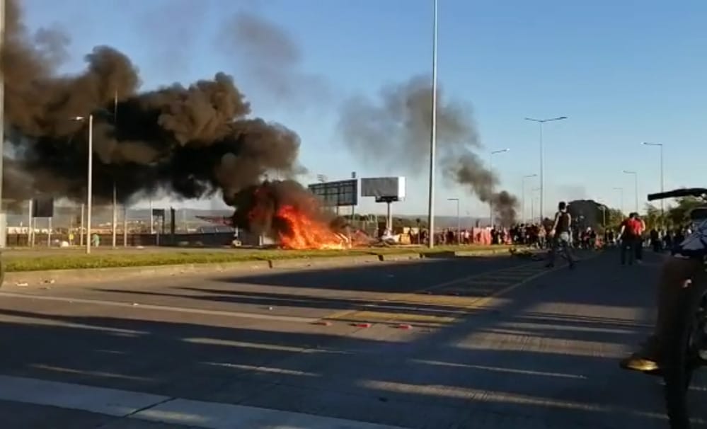 Carabineros acudió por vía aérea a Coronel para contener incidentes durante Paro Nacional