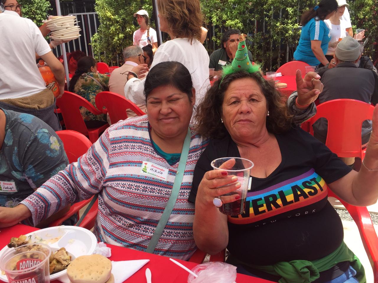Jornada solidaria de Navidad con Amor reunió a más 400 comensales en Concepción