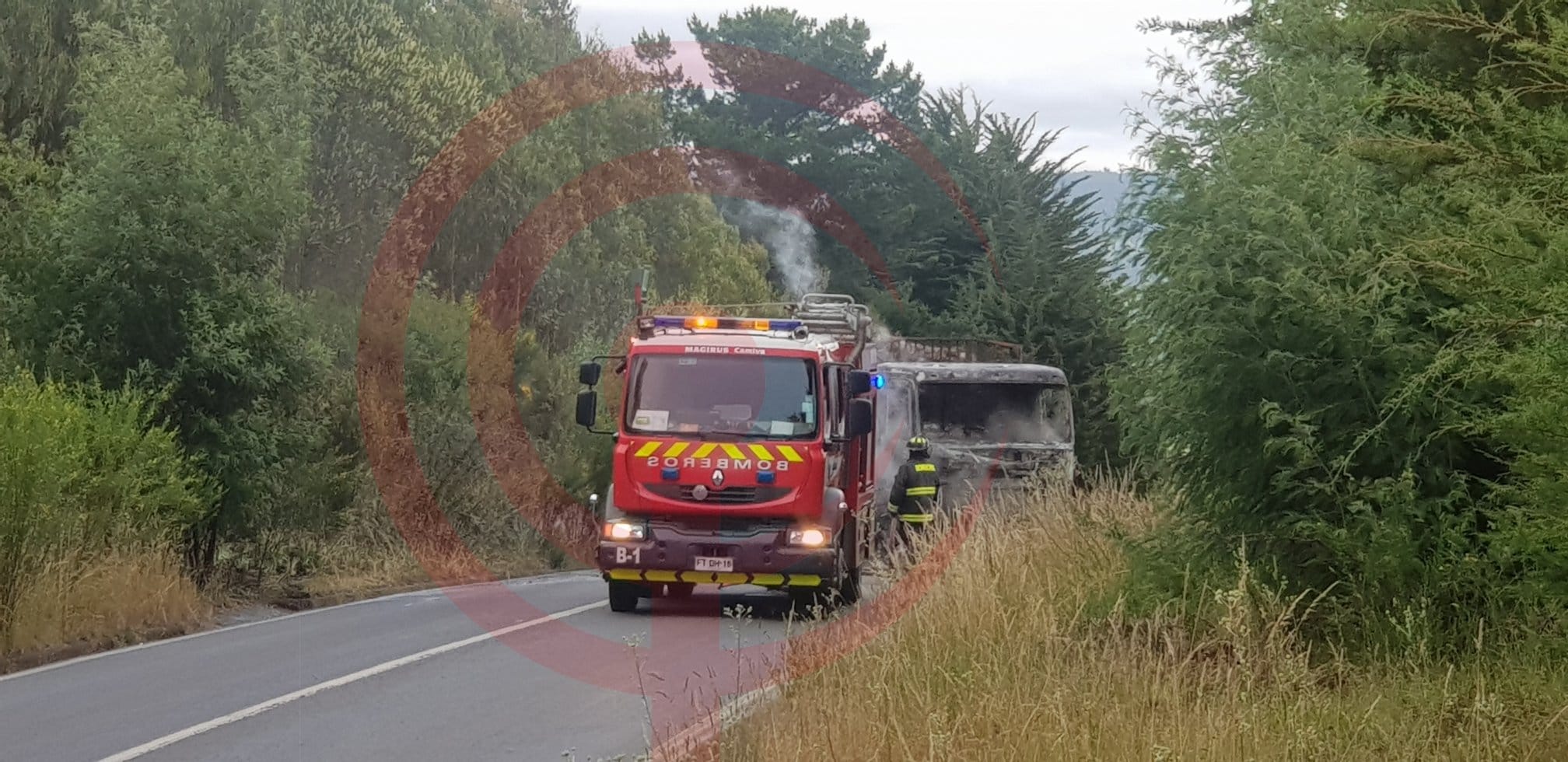 Seis encapuchados atacan a conductor e incendian camión forestal en Cañete