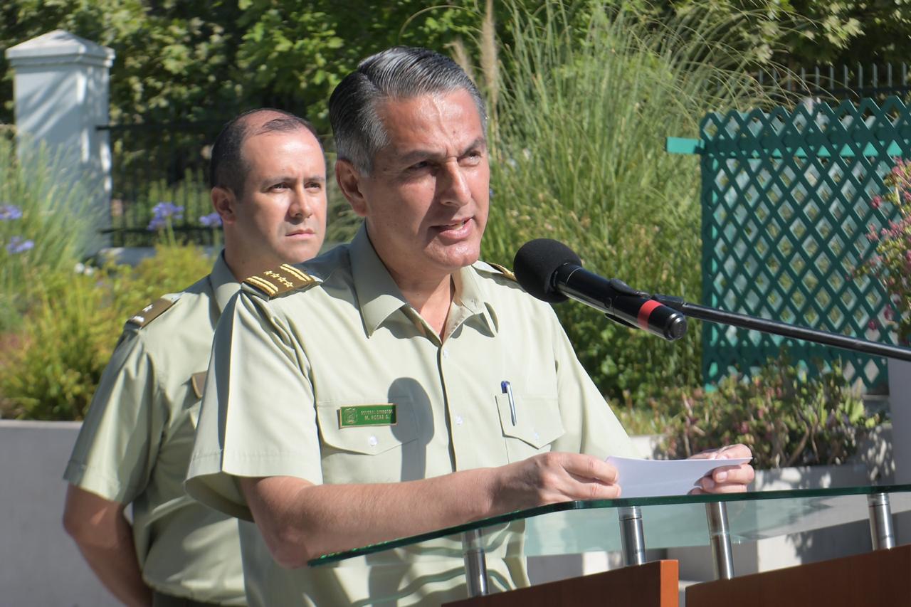 Fiscalía investiga amenazas de muerte enviadas al general director de Carabineros y su familia