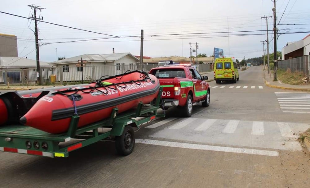 Hasta el SML fueron trasladados cuerpos sin vida de menor y su tío que se lanzaron a río en Los Álamos