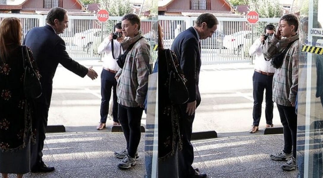 Se tapó un ojo: Joven le negó el saludo a Ministro Larraín en modo de protesta