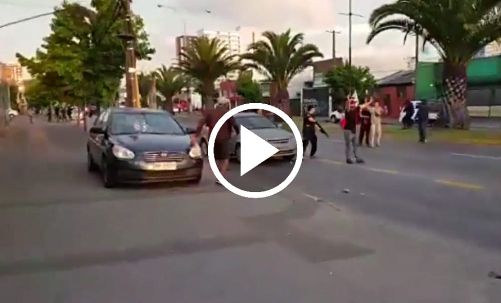 Turba atacó a efectivos de la PDI que usaron armas antidisturbios en Concepción