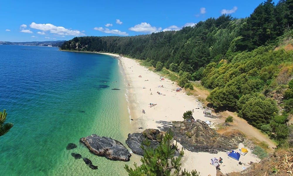 Conoce la hermosa playa El Túnel, un destino obligado del Gran Concepción