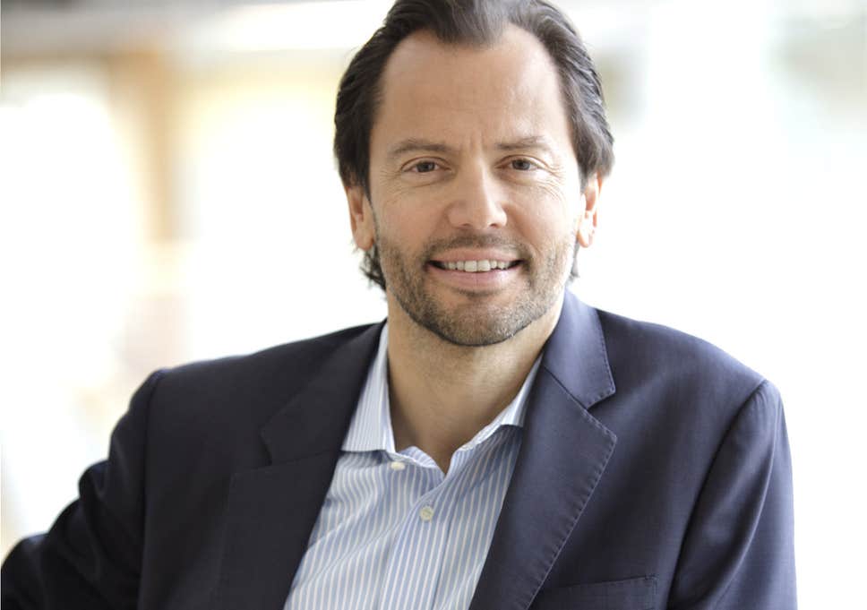 “En Chile hay un capitalismo de amigotes y de yernos”: La dura crítica que realizó economista de la U. de Chicago