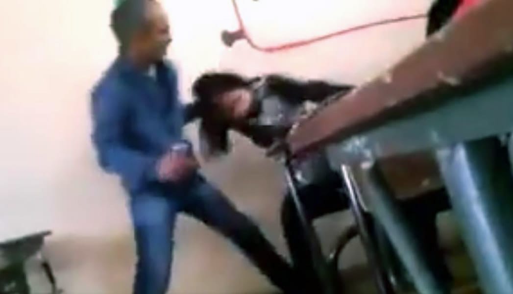 Condenan a profesor que golpeó a alumna de ocho años en Marruecos