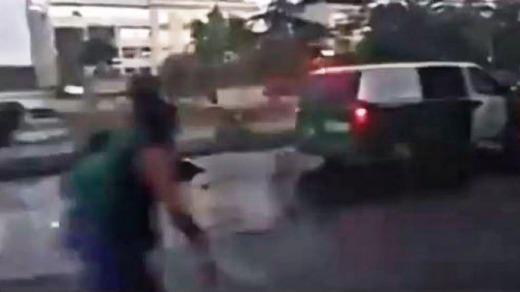 Contraloría inició investigación por insulto de Carabinero a mujer por altavoz