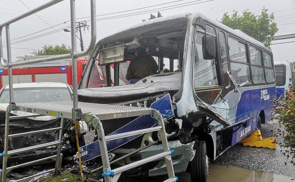 Al menos 11 personas lesionadas deja choque múltiple en Hualpén