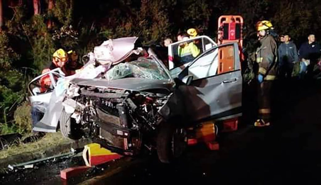 Penquista muere en choque con camión incendiado en Cañete: Nadie lo retiró de la carretera