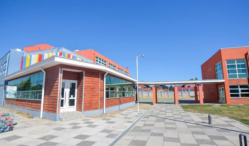 Alivio para padres y apoderados de Almondale Valle: Educación designó un administrador provisional
