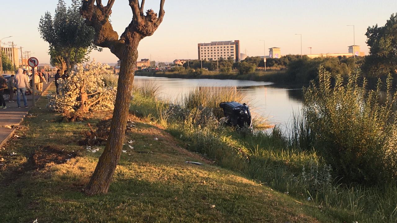 Carabineros pasó a segundos de fatal accidente en Canal Ifarle y patrulla no se detuvo