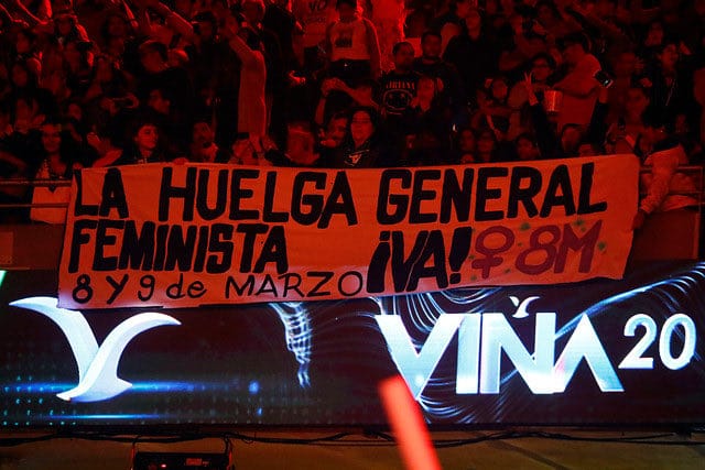 A pesar de la prohibición: Los carteles que se colaron en Viña del Mar 2020