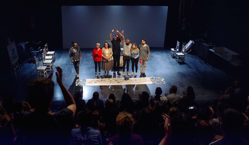Teatro Biobío conmemora una década del 27F con obra “Amanecerá con escombros sobre el suelo”