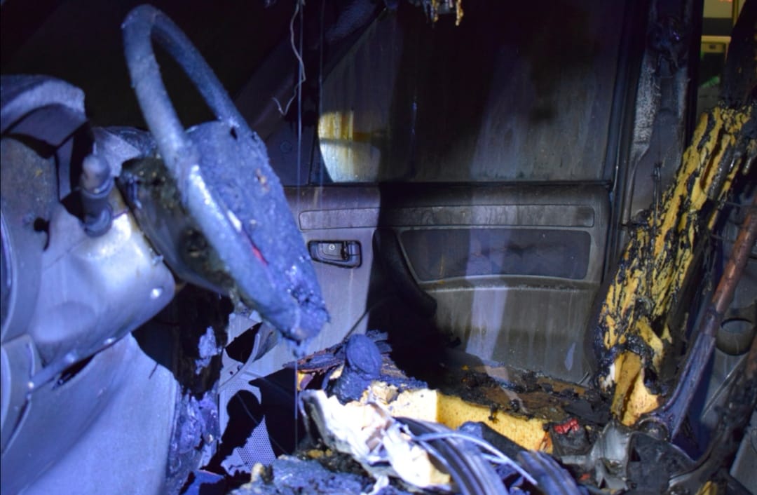 Por segundo día consecutivo queman una camioneta en la Universidad de Concepción